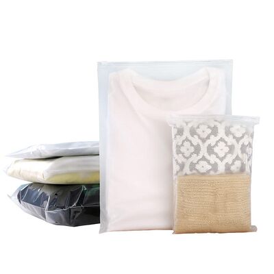 Customized logo zipper design LDPE polyethylene plastic bag matte frosted transparent clothing, shoes and socks intaglio printed zipper seal